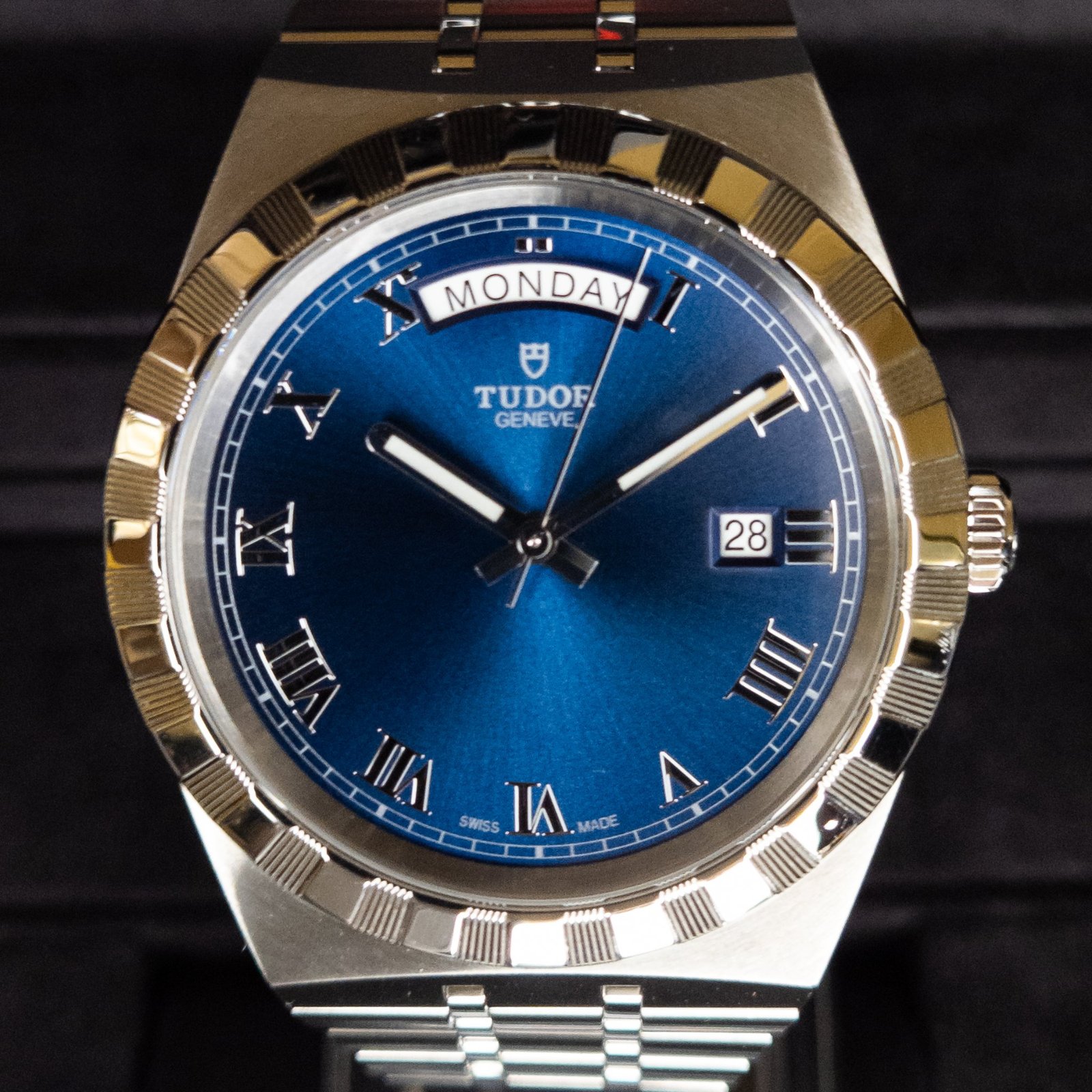 1784956313594-cGZ3f-07.jpg Tudor Royal Day-Date 41 Stainless Steel / Blue - Roman — photo 1
