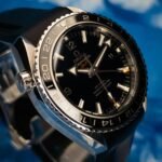 Omega SM PO 600M Black GMT 600M Co-Axial 43.5 GMT Stainless Steel / Black / Rubber — photo 3